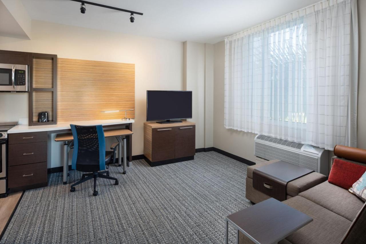 Towneplace Suites Miami Kendall West Kendale Lakes Exterior foto